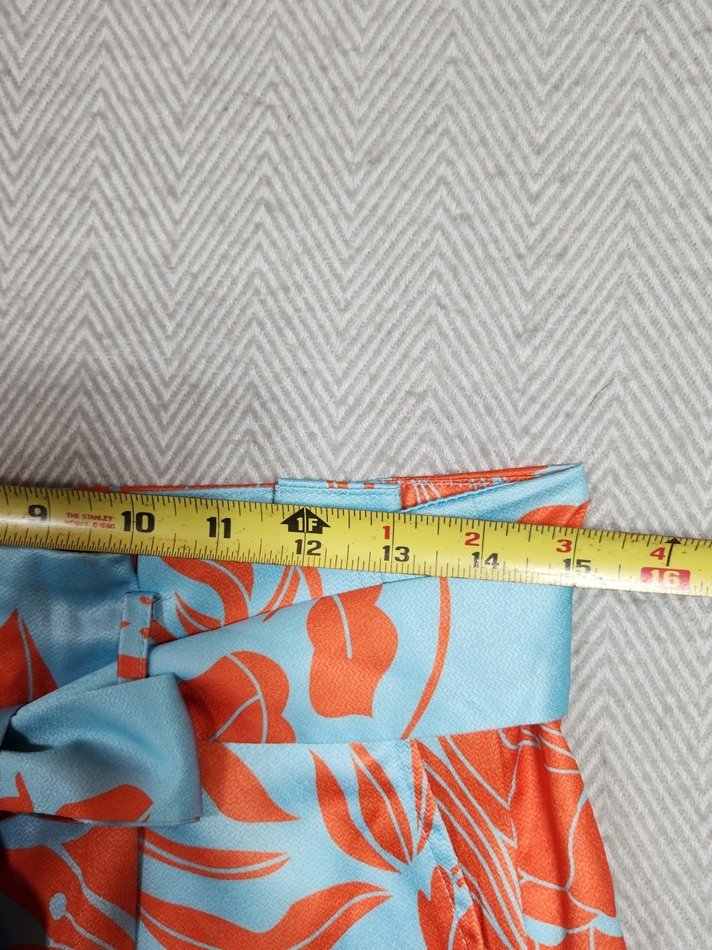Womens Tank Top & High Waist Floral Tie Shorts in Coral & Sky Blue Size L - Picture 8 of 13